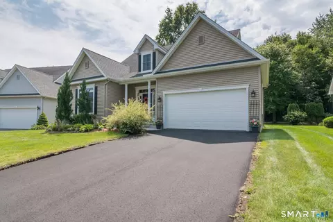Exterior - 39 Greendale Dr #39, Suffield, CT 06078 photo 5 of 10