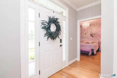 Entry Way - 39 Greendale Dr #39, Suffield, CT 06078 photo 1 of 5