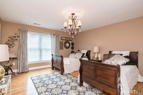 Bedroom - 39 Greendale Dr #39, Suffield, CT 06078 photo 4 of 5