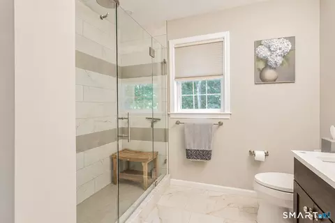 Bath - 5 Stone Gate Dr, Sandy Hook, CT 06482 photo 4 of 5