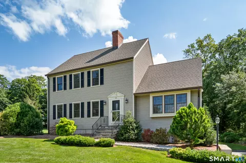 Exterior - 38 Clearview Dr, Sandy Hook, CT 06482 photo 2 of 8