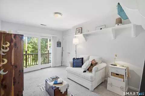 Bedroom - 40 Elbow Hill Rd, Brookfield, CT 06804 photo 1 of 5