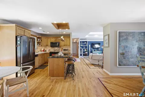 Kitchen - 40 Elbow Hill Rd, Brookfield, CT 06804 photo 1 of 5