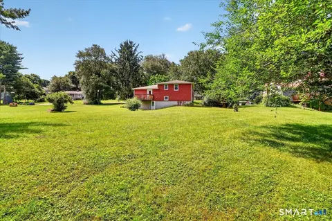 Exterior - 6 Sunset Ave, Ledyard, CT 06339 photo 9 of 12