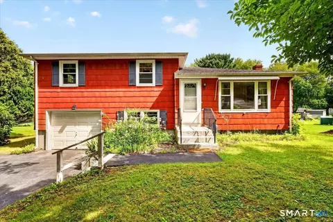 Exterior - 6 Sunset Ave, Ledyard, CT 06339 photo 2 of 12