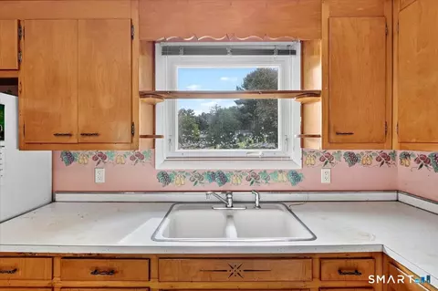 Kitchen - 6 Sunset Ave, Ledyard, CT 06339 photo 3 of 3