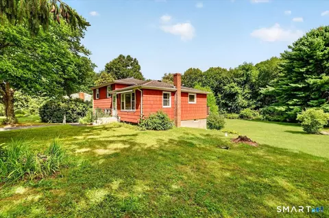 Exterior - 6 Sunset Ave, Ledyard, CT 06339 photo 5 of 12