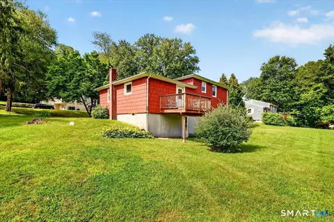 Exterior - 6 Sunset Ave, Ledyard, CT 06339 photo 7 of 12