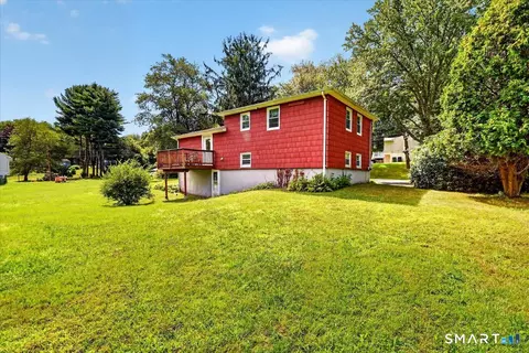 Exterior - 6 Sunset Ave, Ledyard, CT 06339 photo 10 of 12