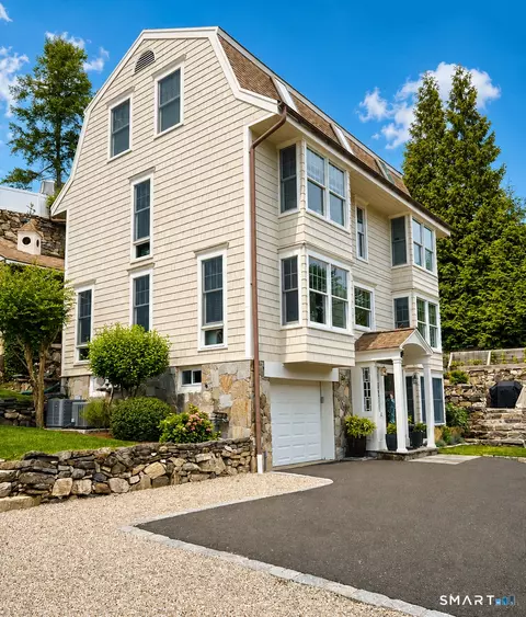 316 Valley Rd, Greenwich, CT 06807