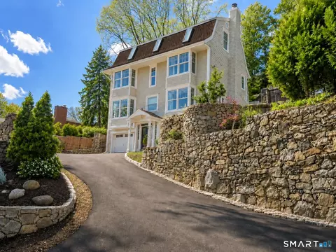 316 Valley Rd, Greenwich, CT 06807
