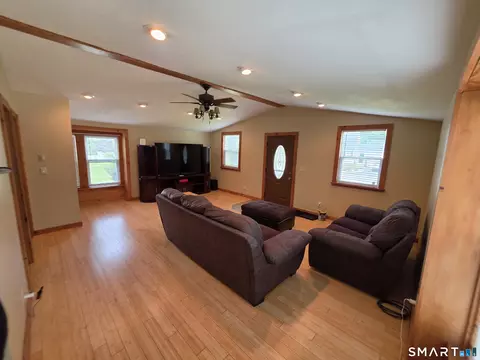 Living - 85 Robertson Ave, Killingly, CT 06239 photo 1 of 3