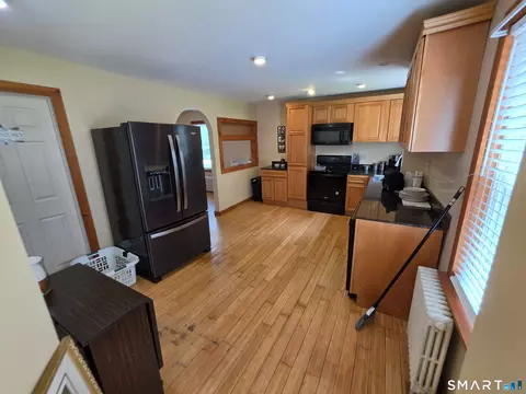 Kitchen - 85 Robertson Ave, Killingly, CT 06239 photo 1 of 3