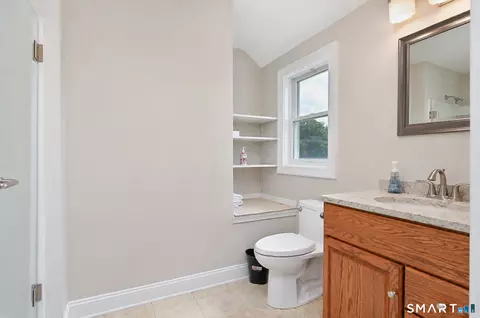 Bath - 42 Great Ring Rd # -B, Sandy Hook, CT 06482 photo 6 of 6