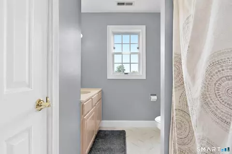 Bath - 42 Great Ring Rd # -B, Sandy Hook, CT 06482 photo 2 of 6