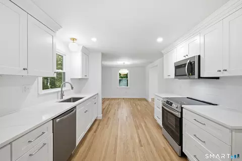 Kitchen - 16 Chadwick Dr, Old Lyme, CT 06371 photo 5 of 5