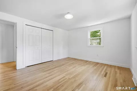 Bedroom - 16 Chadwick Dr, Old Lyme, CT 06371 photo 4 of 5