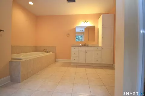 2 Boulderbrook Ct #23, Prospect, CT 06712 photo 22