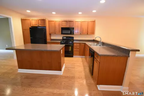 2 Boulderbrook Ct #23, Prospect, CT 06712 photo 7