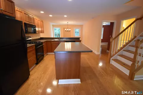 2 Boulderbrook Ct #23, Prospect, CT 06712 photo 6