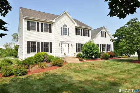 87 Gilbert Ln, South Windsor, CT 06074