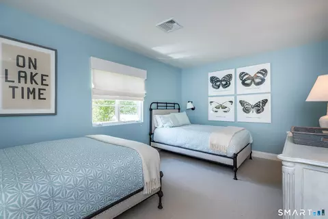 Bedroom - 36 Arrow Point Rd, Warren, CT 06777 photo 4 of 6