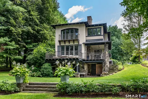 Exterior - 36 Arrow Point Rd, Warren, CT 06777 photo 5 of 11