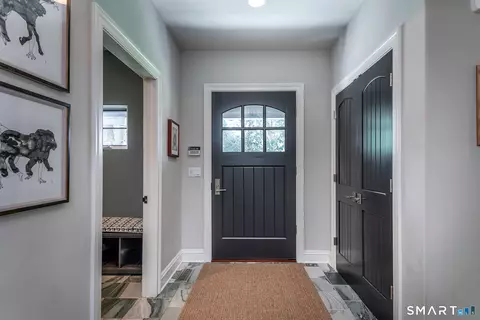 Entry Way - 36 Arrow Point Rd, Warren, CT 06777 photo 1 of 2