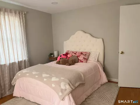 36 Davis St, Torrington, CT 06790 photo 9