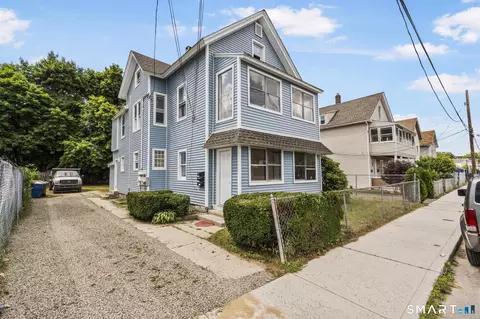23 Robinson St, Waterbury, CT 06704