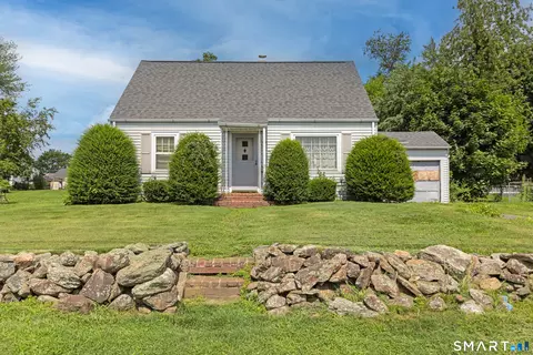 327 Anna Ave, Waterbury, CT 06708