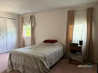 Bedroom - 21 E Gate Ln #21, Hamden, CT 06514 photo 5 of 6