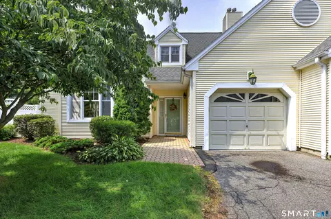 3 Southwick Ct N #3, Milford, CT 06461