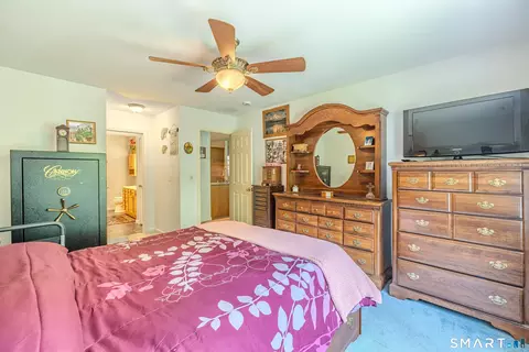Bedroom - 4 Aspen Pl, Willimantic, CT 06226 photo 4 of 4