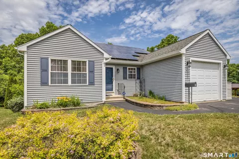 Exterior - 4 Aspen Pl, Willimantic, CT 06226 photo 3 of 9