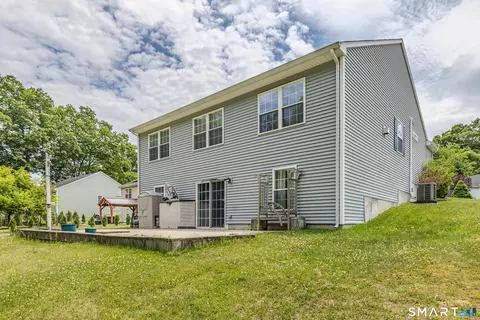 Exterior - 4 Aspen Pl, Willimantic, CT 06226 photo 9 of 9