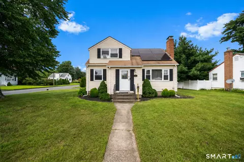 4 Eleanor Rd, East Hartford, CT 06118