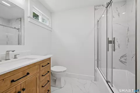 Bath - 224 Ramapoo Rd, Ridgefield, CT 06877 photo 1 of 5