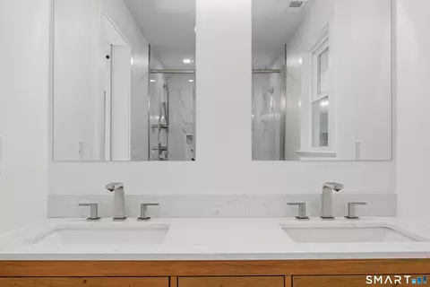 Bath - 224 Ramapoo Rd, Ridgefield, CT 06877 photo 5 of 5