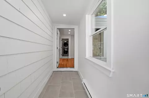 Entry Way - 224 Ramapoo Rd, Ridgefield, CT 06877 photo 1 of 5