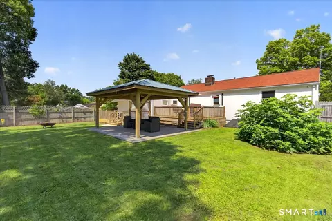Exterior - 11 Derby Rd, Norwalk, CT 06854 photo 4 of 7