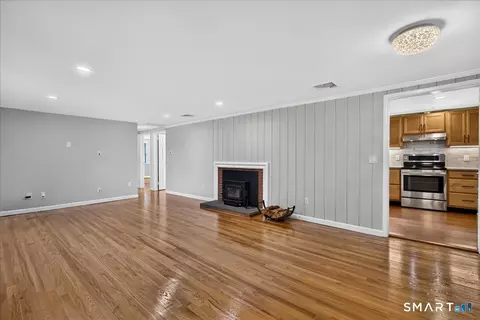 Living - 11 Derby Rd, Norwalk, CT 06854 photo 1 of 2
