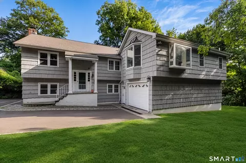 241 Pemberwick Rd, Greenwich, CT 06831