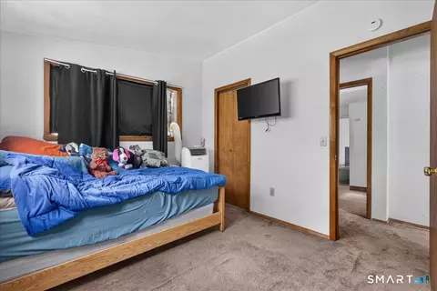 Bedroom - 6 Paugussett Rd, Sandy Hook, CT 06482 photo 5 of 8