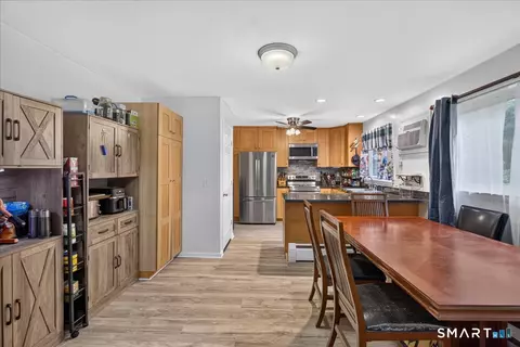 Dining - 6 Paugussett Rd, Sandy Hook, CT 06482 photo 3 of 3