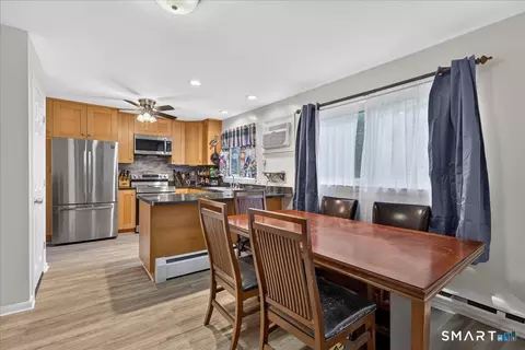 Dining - 6 Paugussett Rd, Sandy Hook, CT 06482 photo 2 of 3