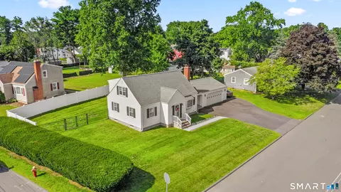 5 Depietro Dr, East Hartford, CT 06118