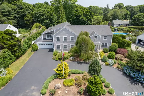 17 Barberry Ln, Madison, CT 06443