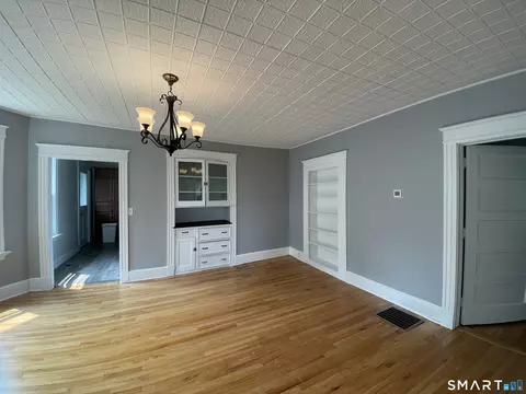 Living - 595 N Main St, Suffield, CT 06078 photo 3 of 7
