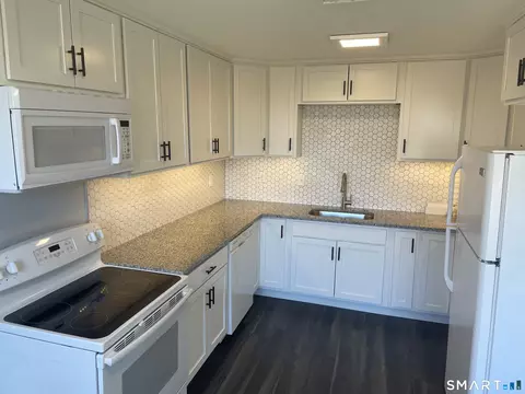 Kitchen - 595 N Main St, Suffield, CT 06078 photo 3 of 4